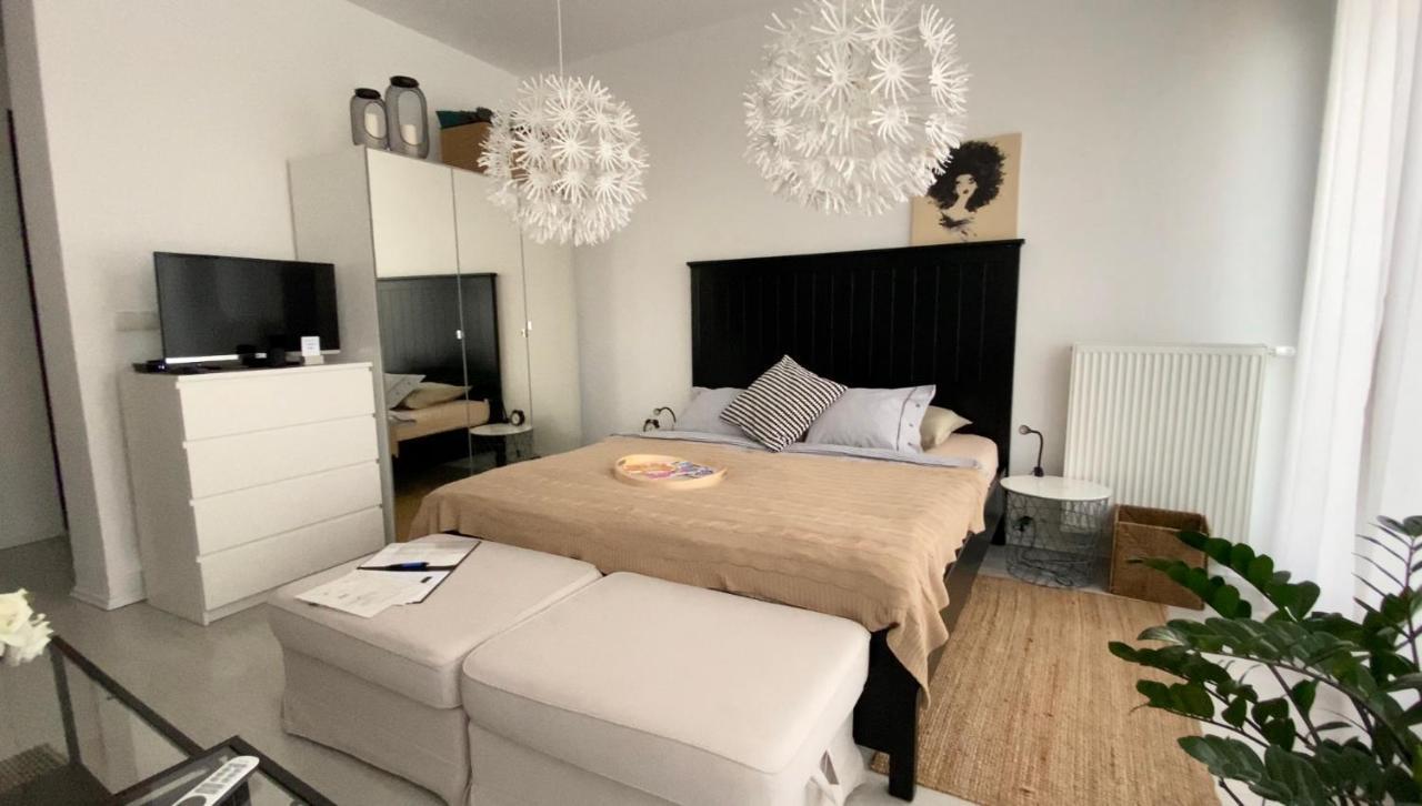 Apartments Bastova, Stela & Mia Apartments บราติสลาวา ภายนอก รูปภาพ