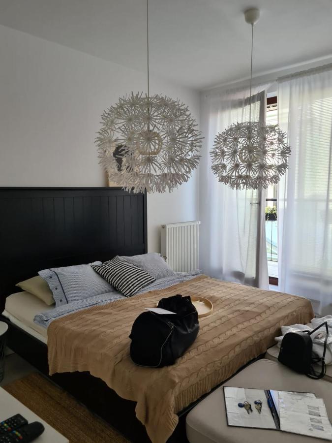 Apartments Bastova, Stela & Mia Apartments บราติสลาวา ภายนอก รูปภาพ