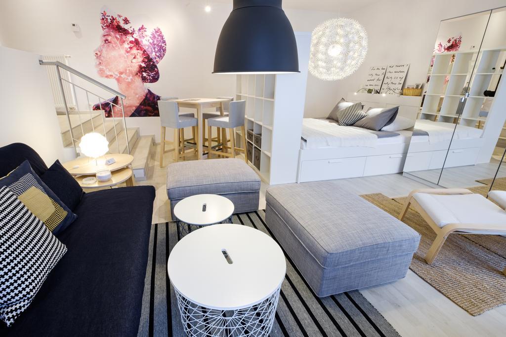 Apartments Bastova, Stela & Mia Apartments บราติสลาวา ภายนอก รูปภาพ