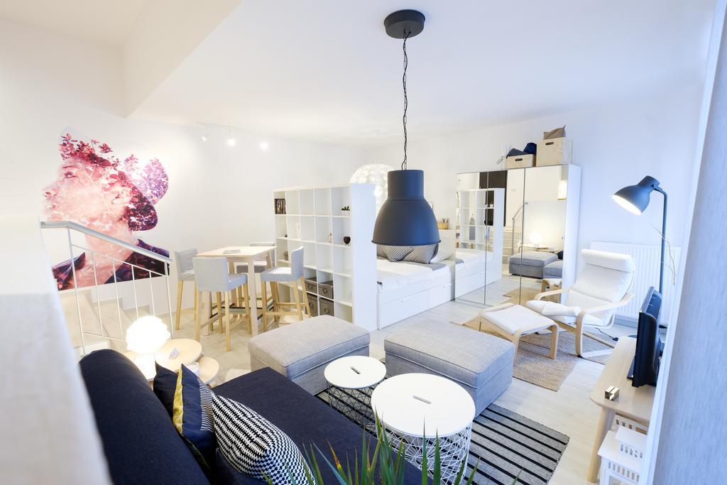 Apartments Bastova, Stela & Mia Apartments บราติสลาวา ภายนอก รูปภาพ